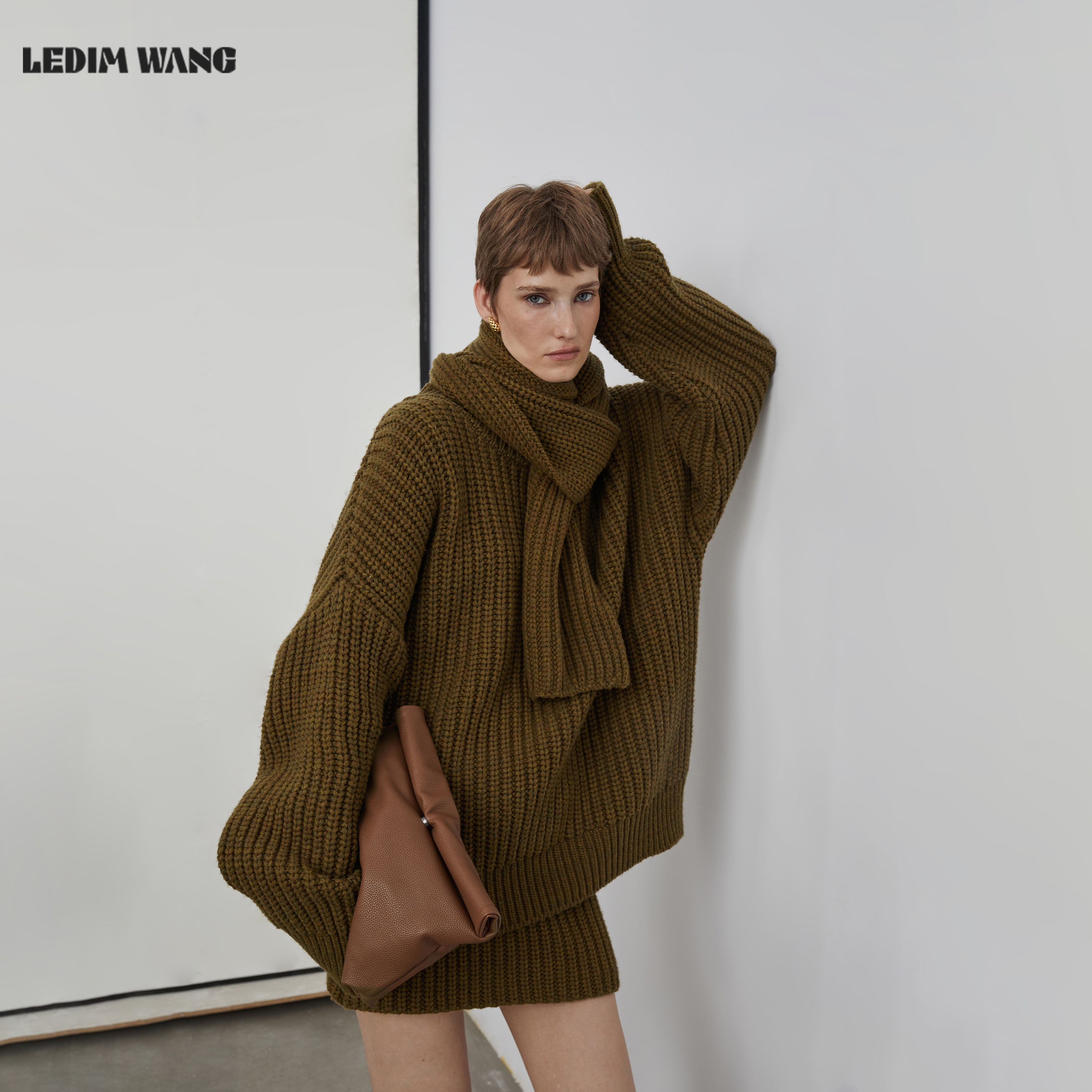 LEDIM WANG白标/五彩混纺慵懒针织毛衣女25秋冬新款阔版宽松上衣