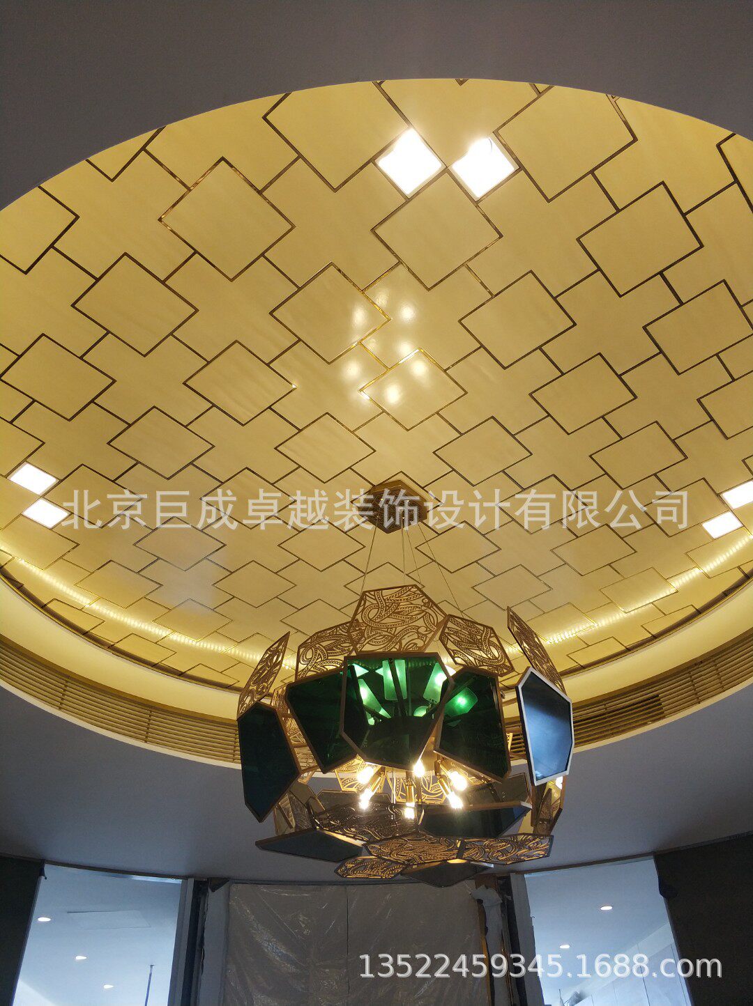304不锈钢新中式花格屏风隔断