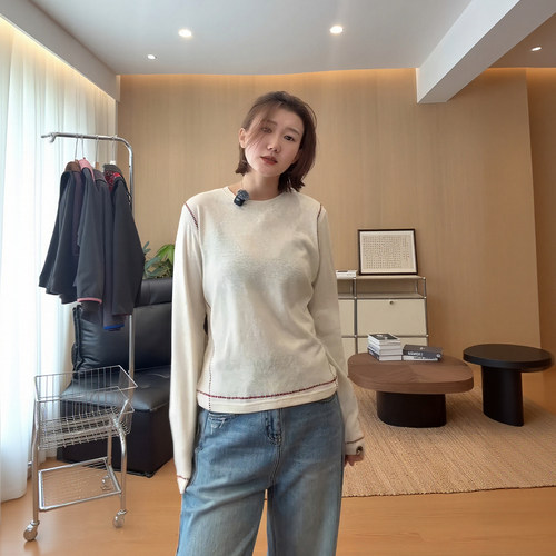 AJDE｜红线刺绣雪花麻感长袖T恤