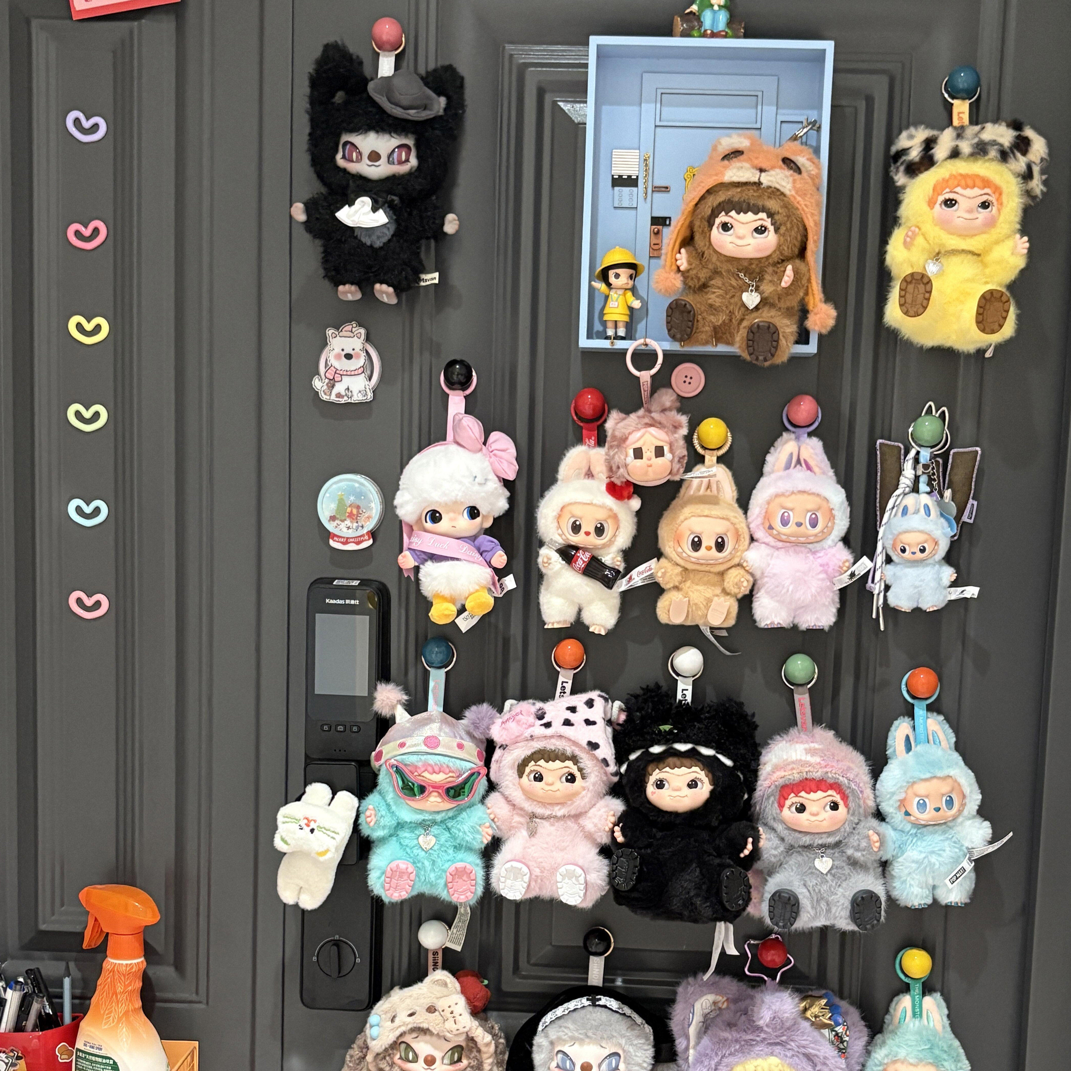 多巴胺强力磁吸挂钩入户门拉布布收纳挂架钥匙装饰挂扣冰箱磁吸贴