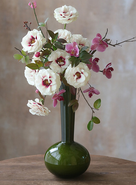 花瓶摆件客厅插花玻璃高级感中古绿色复古餐桌小口径玫瑰水养高