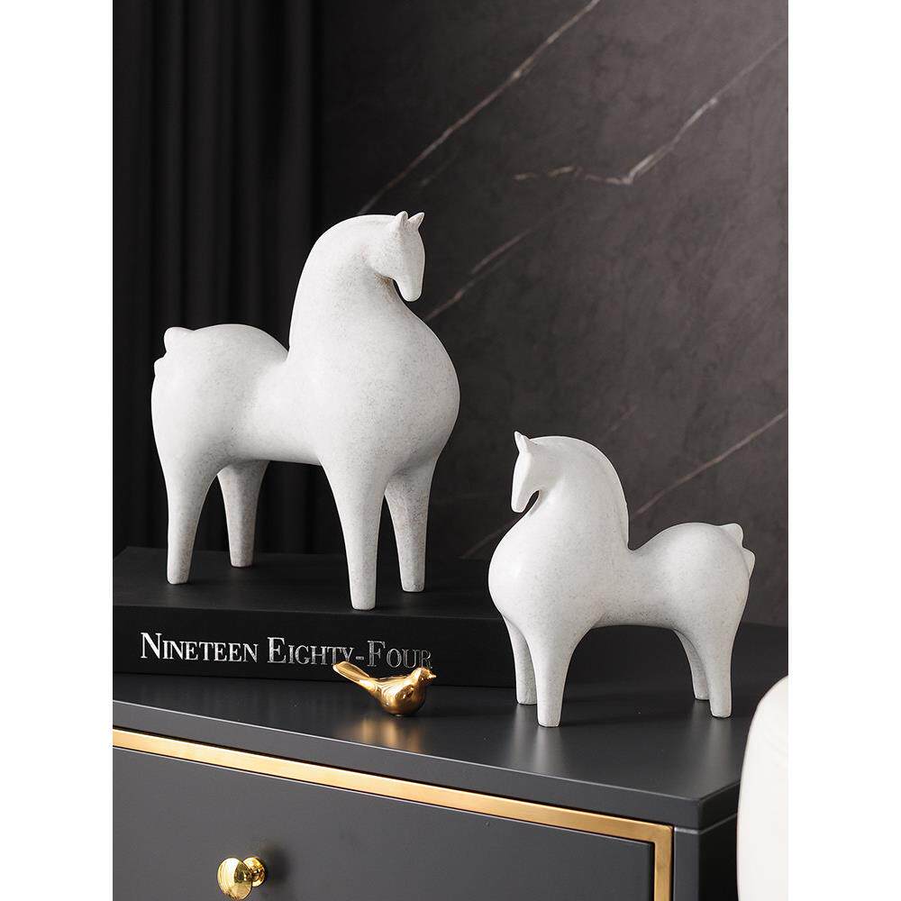 创意轻奢现代简约客厅电视柜办公桌面马摆件小工艺品乔迁新居礼品