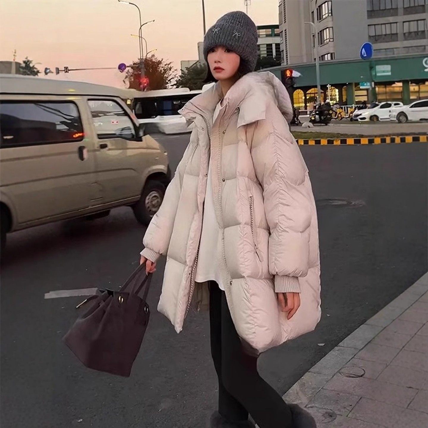 高级感加厚棉服女士中长款2025冬季新款爆款宽松面包服外套设计感