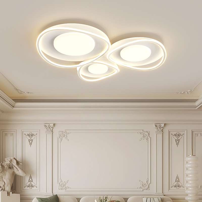 奶油风客厅大灯现代简约大气家用吸顶灯大厅卧室主灯广东中山灯具