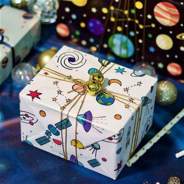 新品baby wrapping paper space gift box wrapper birthday wrap