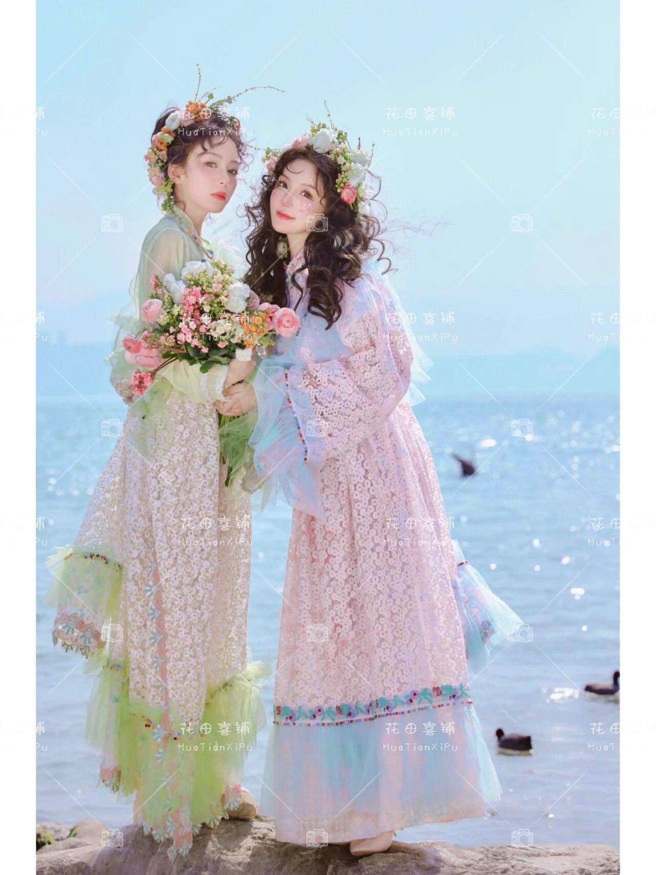 云南大理西双版纳旅拍写真闺蜜服装改良藏服春夏小清新少女藏族服