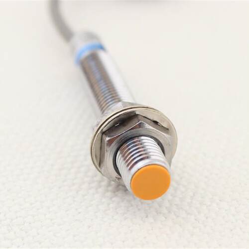 现货接近开关 TXL-08P01E1 E2 F1 FF2 D1 D2 Y1 Y2 金属感测器