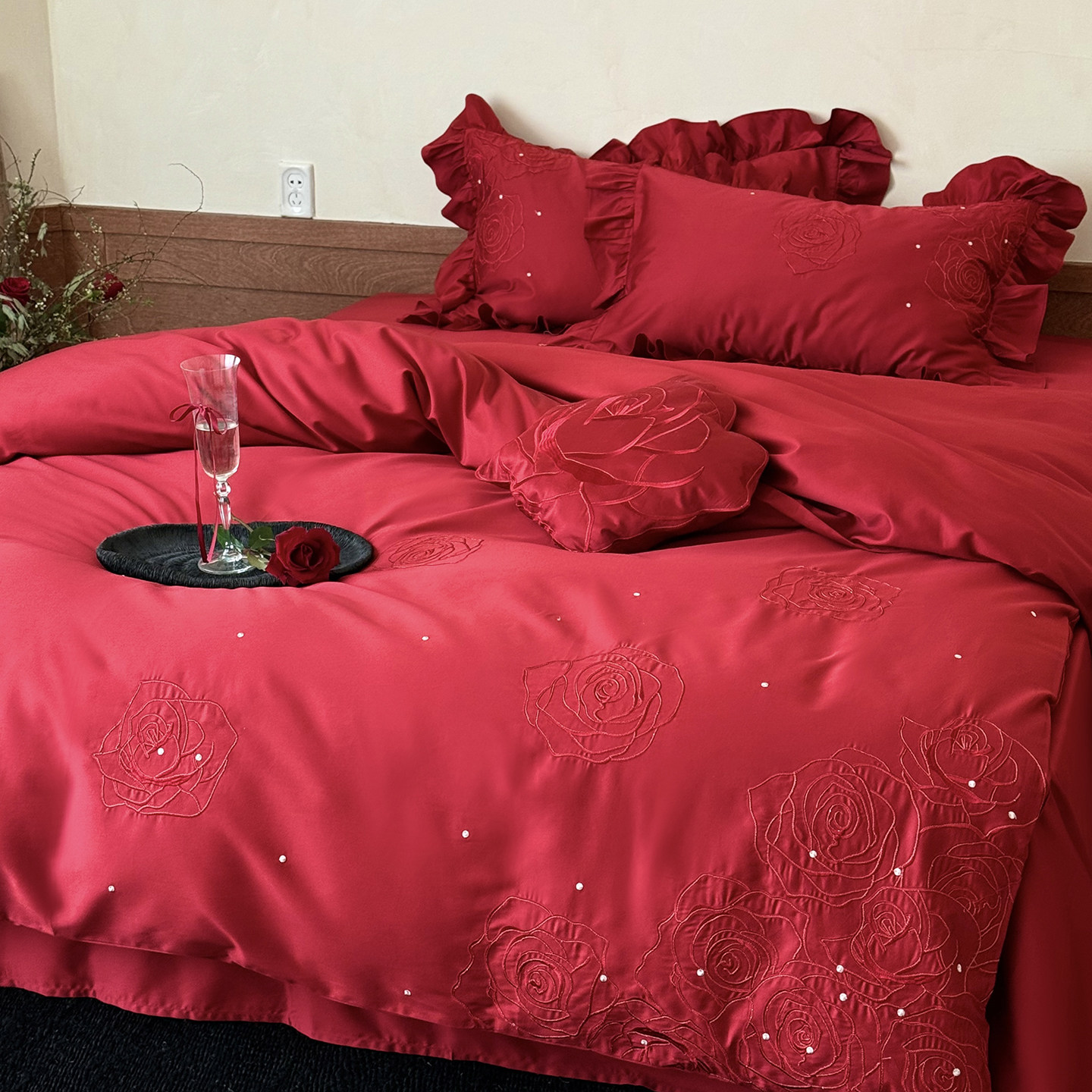 唯美浪漫全棉婚庆四件套大红色玫瑰刺绣被套纯棉新婚结婚床上用品