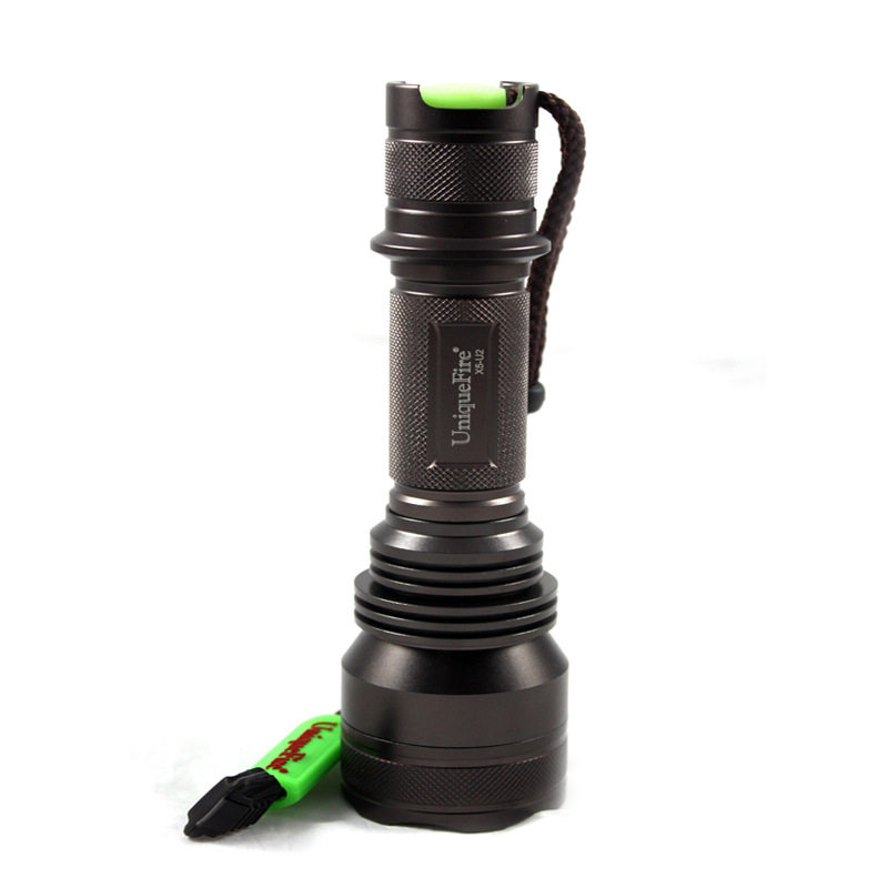 L2白光LED手电筒 18650可充电远射强光手电 户外装备专用