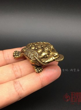 现货速发实心黄铜招财金蟾摆件招财铜钱钱串小金蟾手把件铜艺包浆