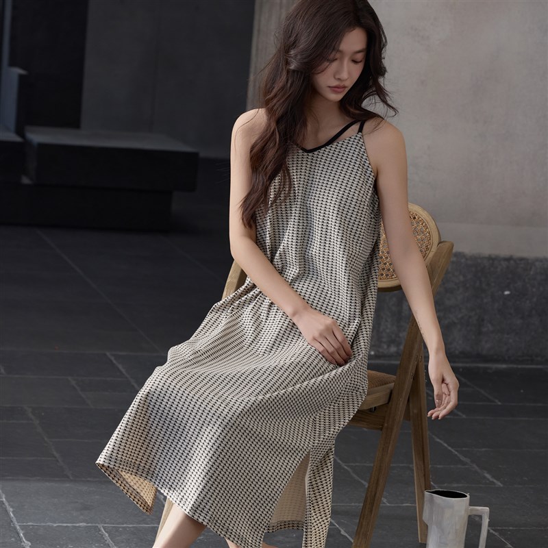 速发凉感睡裙代胸垫睡衣夏季性感长莫吊带连衣裙款带尔棉甜美家居