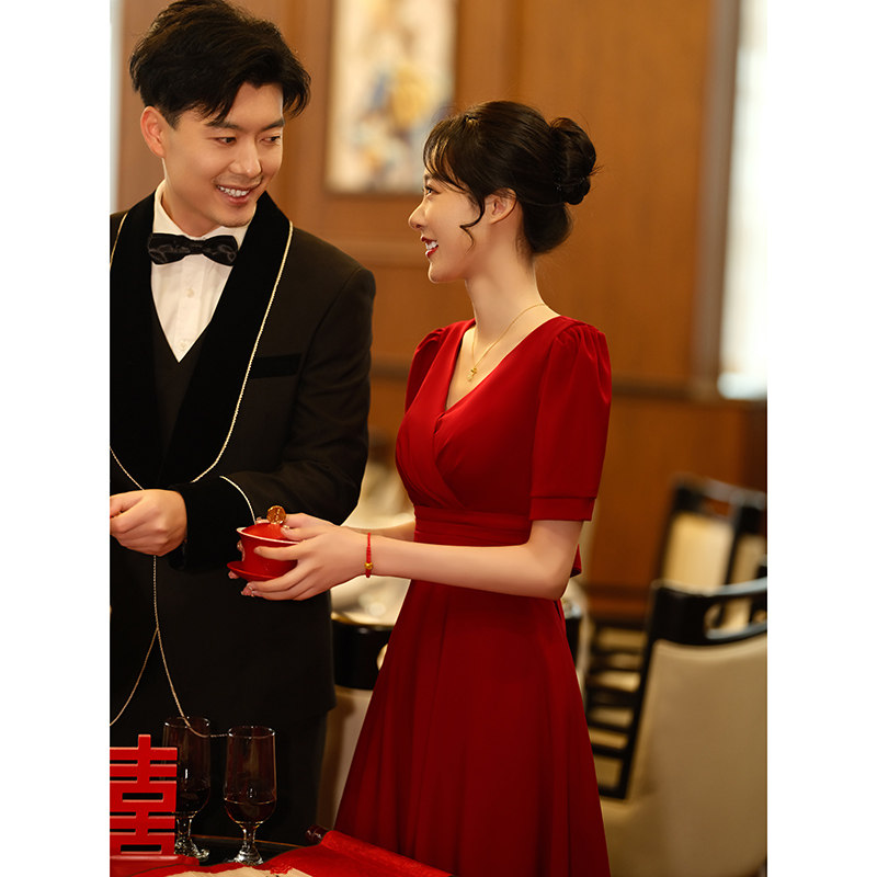 好货敬酒服2025新款新娘酒红色平时可穿v领简约显瘦回门夏季订婚