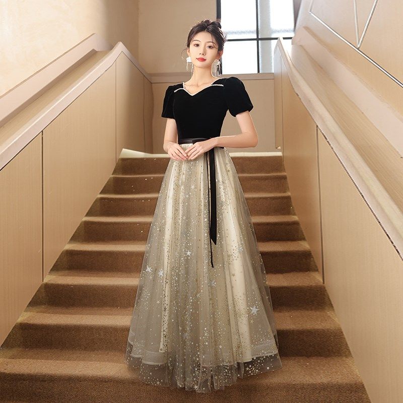 黑色晚礼服高端轻奢小众主持人高中宴会生日18岁成人礼大码演出服