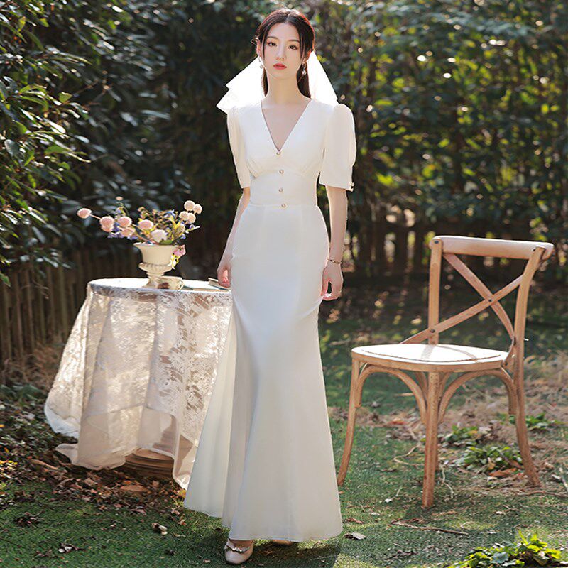 法式订婚领证登记晚礼服裙女高端白色连衣裙日常可穿学生毕业高中