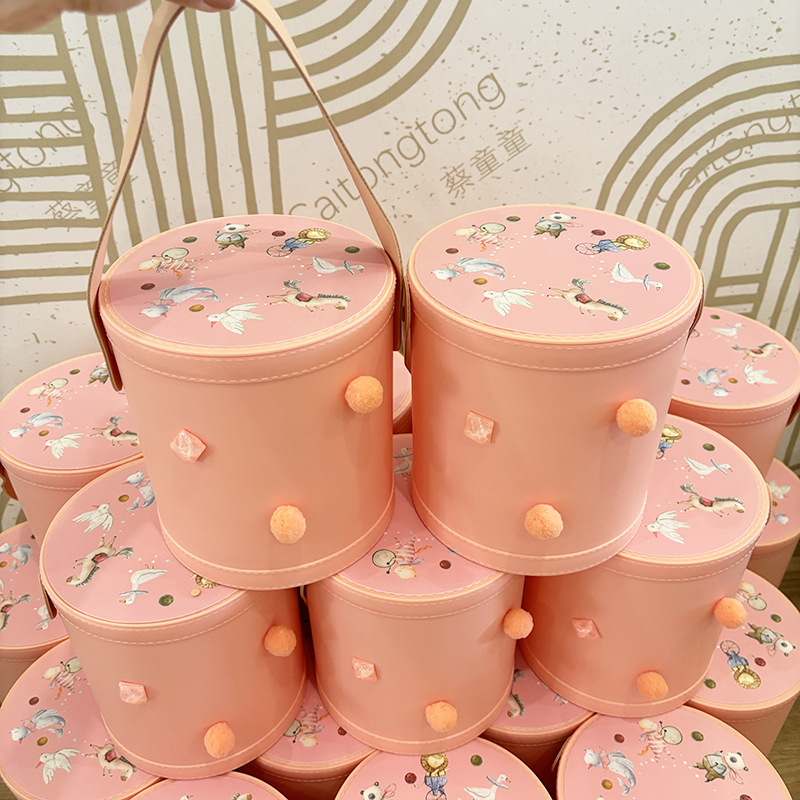 个性小清新风格小红书同款宝宝礼伴手礼抱抱桶儿童节零食桶