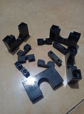 替米思米型HLRC4-6-8-10-13-16-18-21-25-27固定座顶部安装法兰型