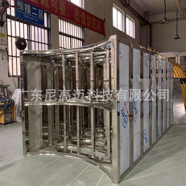 不锈钢封闭式半高单向转闸机 十字式手推栅栏旋转门 超市景区倒闸