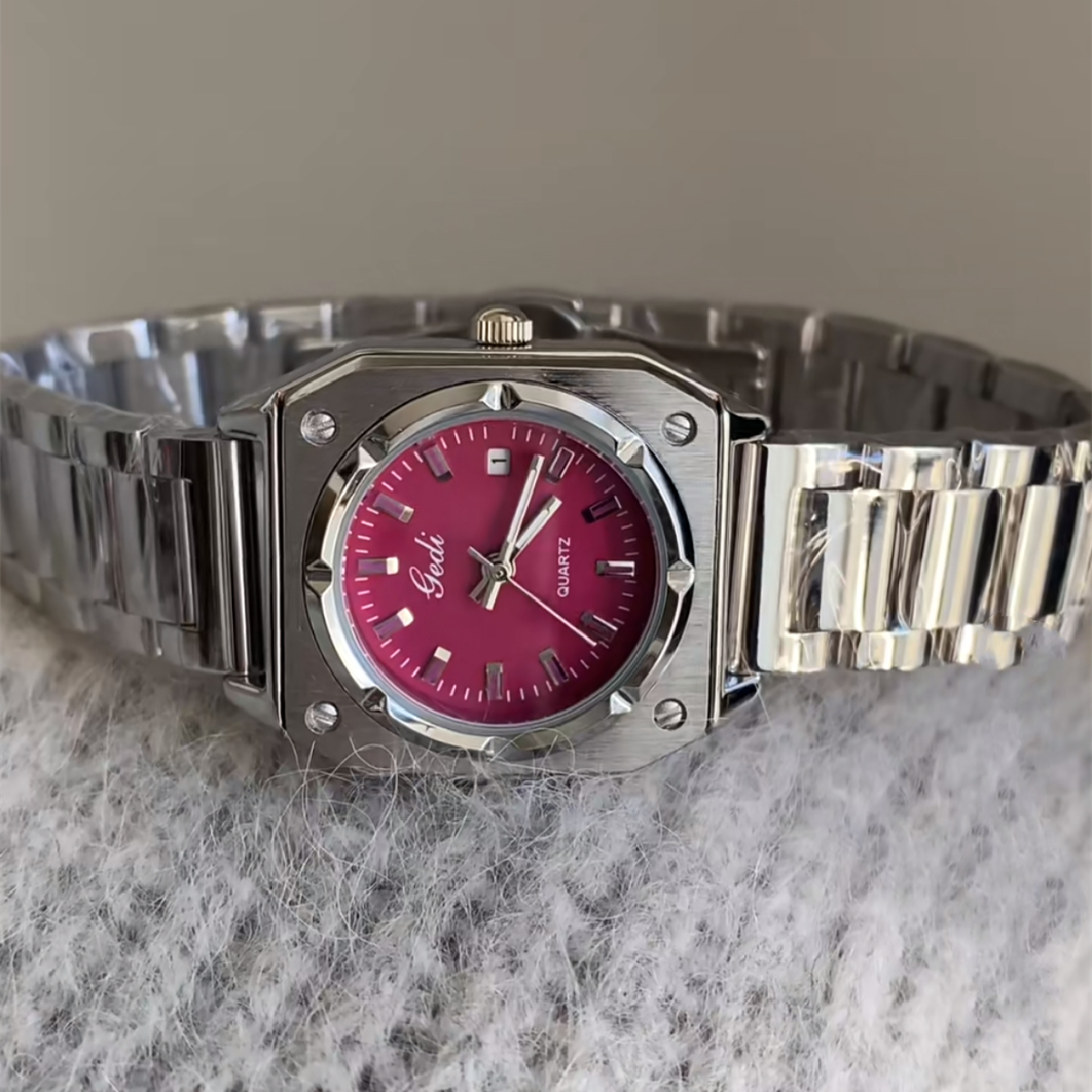 ins风高颜值手表女2025新款女款轻奢小众上班族只看时间女士品牌