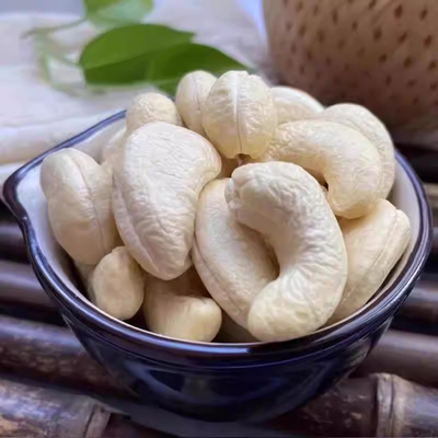 带皮大腰果仁原味盐焗紫皮虎皮坚果休闲零食香脆大颗粒含罐装年货