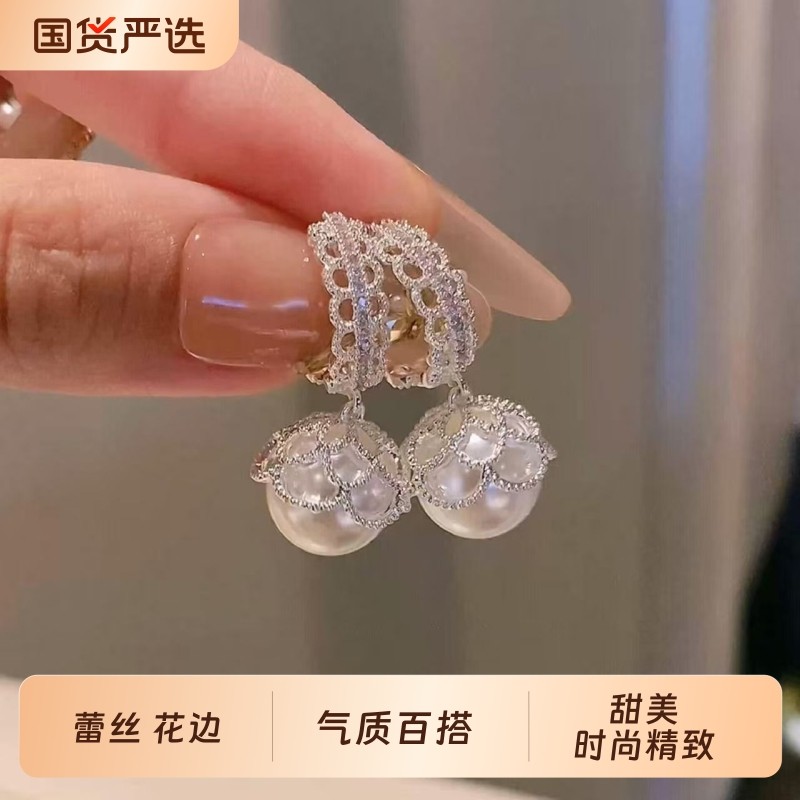 法式蕾丝花边圆圈耳扣女新款复古宫廷风轻奢精致百搭气质耳饰流苏