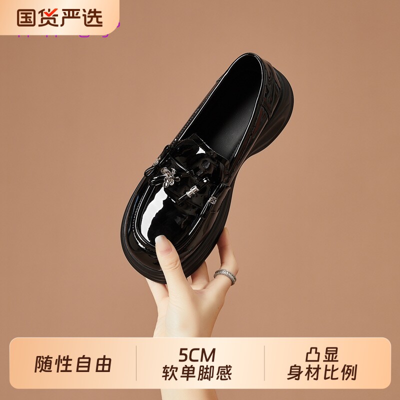 玛丽珍鞋女2026新款亮皮百搭洛丽塔JK配裙圆头厚底增高5CM乐