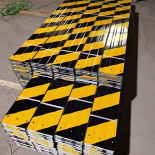 建筑工地外架踢脚线脚手架踢脚板楼层隔离带镀锌铁皮警示带挡脚板