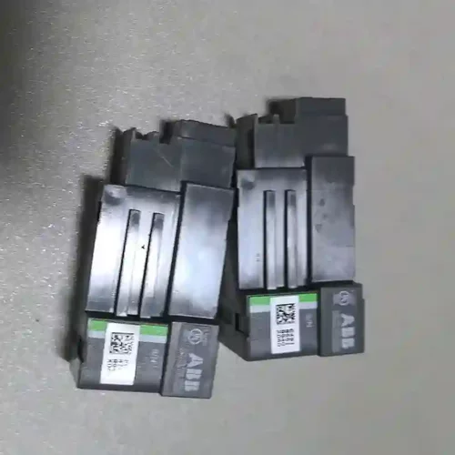 ABB Emax2通讯电源模块110-240v未使用议价