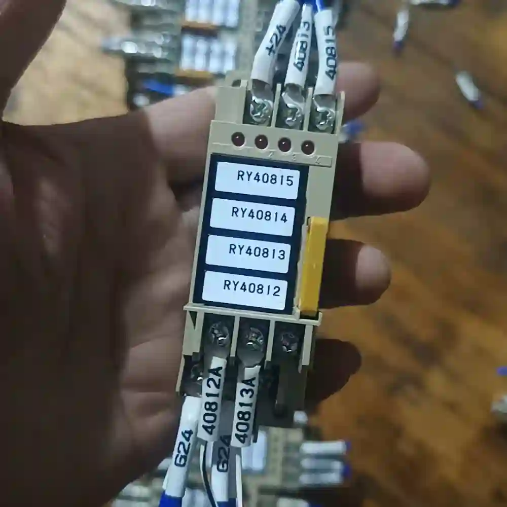 {议价}Omron/欧姆龙终端继电器模组模块 G6D-4B