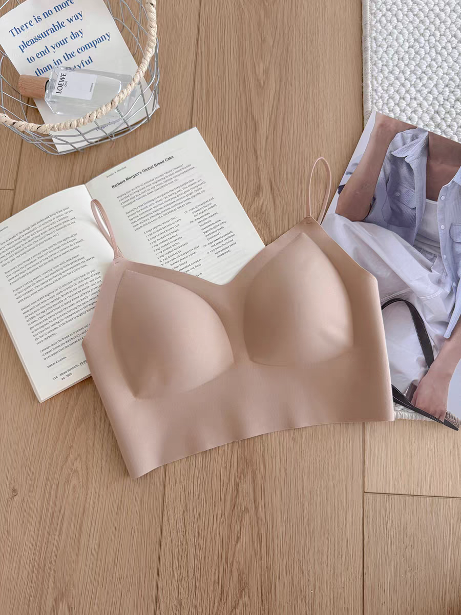 内目23088V领粉底液隐形衣白T不透固定一体杯无痕聚拢收副乳美背