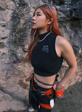 Karma8a法国攀岩女款运动背心短款骑行服女款攀岩服上装健身背心