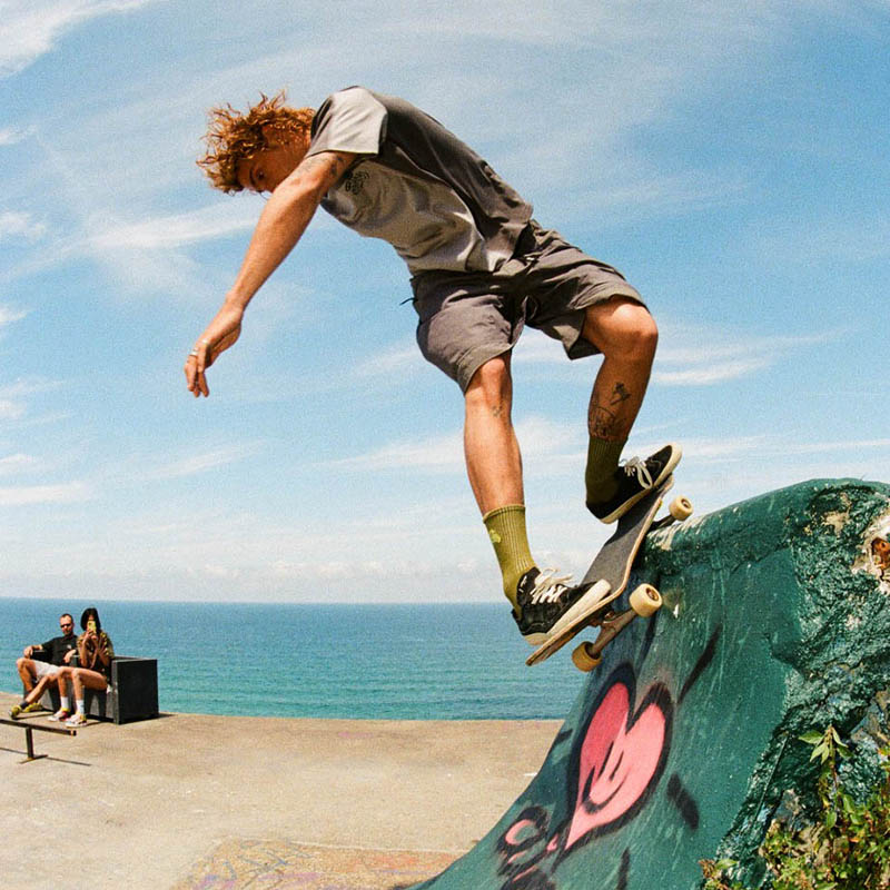 Karma8a速干拼色潮流T恤