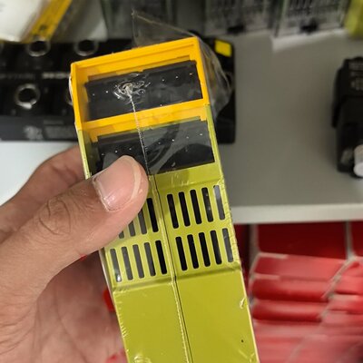 非标价PILZ 皮尔兹 PNOZ mm0p 772000 安全继电修理