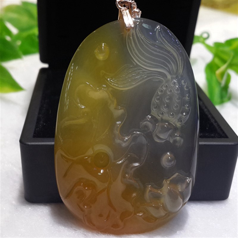 天然翡翠黄翡色冰种玻璃种金玉满堂牌子挂件吊坠 招财转运男女款