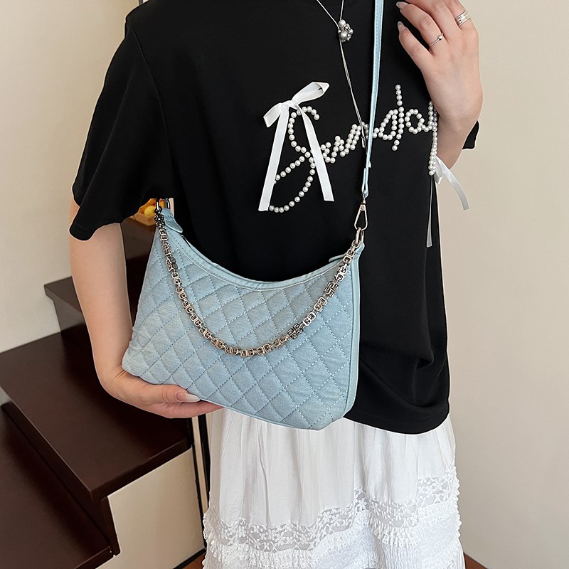 法式慵懒风链条包女2025新款时尚菱格单肩饺子包大容量百搭斜挎包