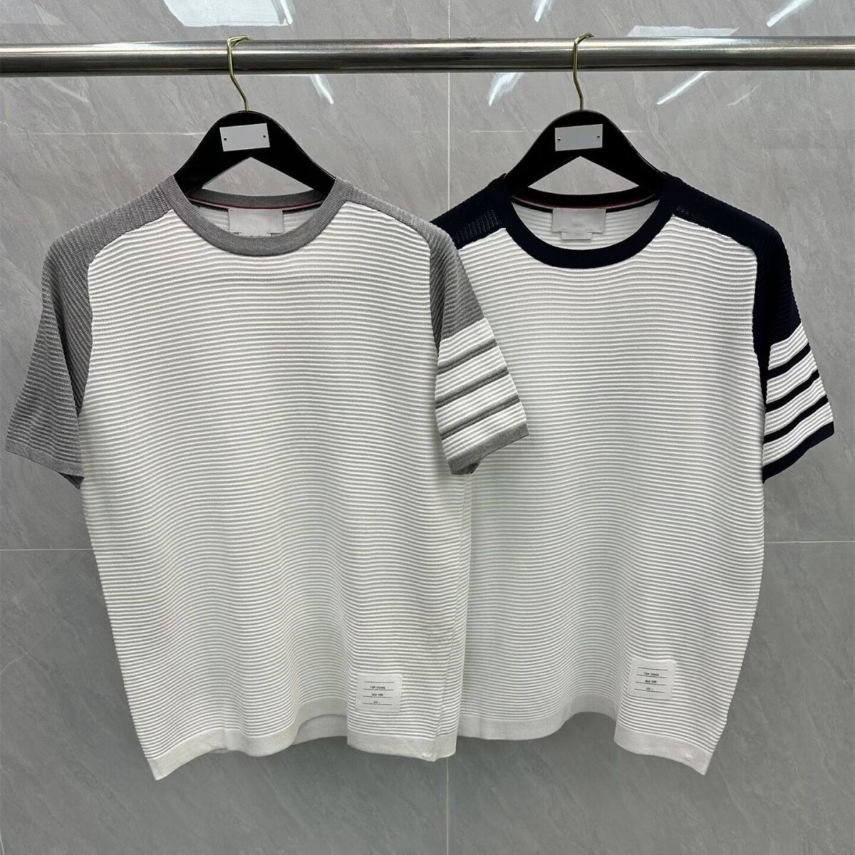 男士短袖t恤2026新款潮上衣夏季男装休闲薄款针织衫条纹线衣服装