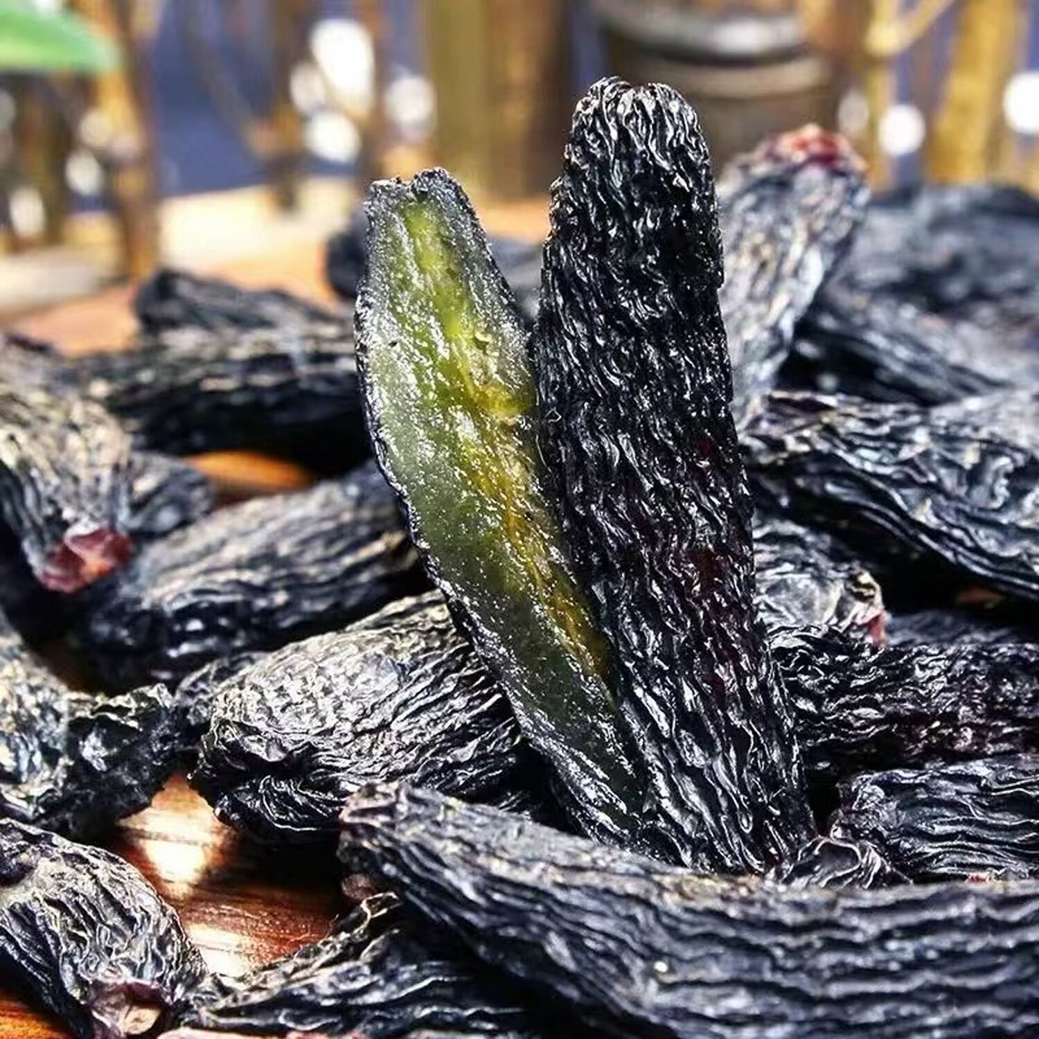 递丽疆新疆蓝宝石葡萄干袋装香甜干净长颗粒无核特产产地直发