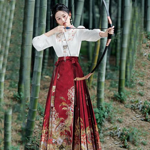 新品可以穿着上班的汉服红色新中式马面H裙女成人敬酒服新娘国风