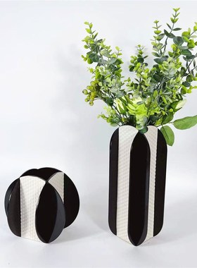 极速简约金属皮革黑色几何花器花瓶摆件样板房售楼处大Y厅软装饰
