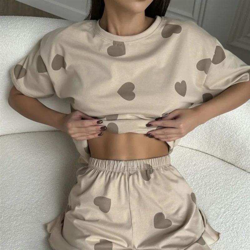 爱心印花短袖短裤休闲套装可外穿睡衣两件套装 Women Casual Set