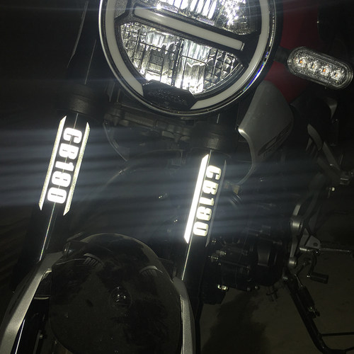 新品暴锋眼CB190R猛鸷鸷道190TRF摩托车减震贴前叉反光贴防水安全