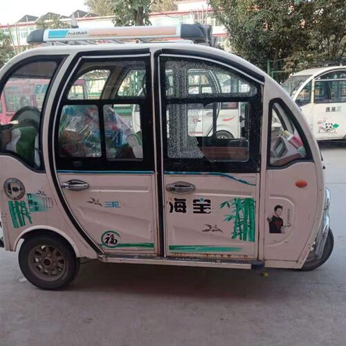 新品胶水海宝电动三轮车pa260a510a520前挡风封闭式钢化玻璃