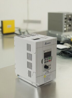 速发全0变频器VFD新01M24A/007M21A/015M21A/022M21A/2B/4A/4