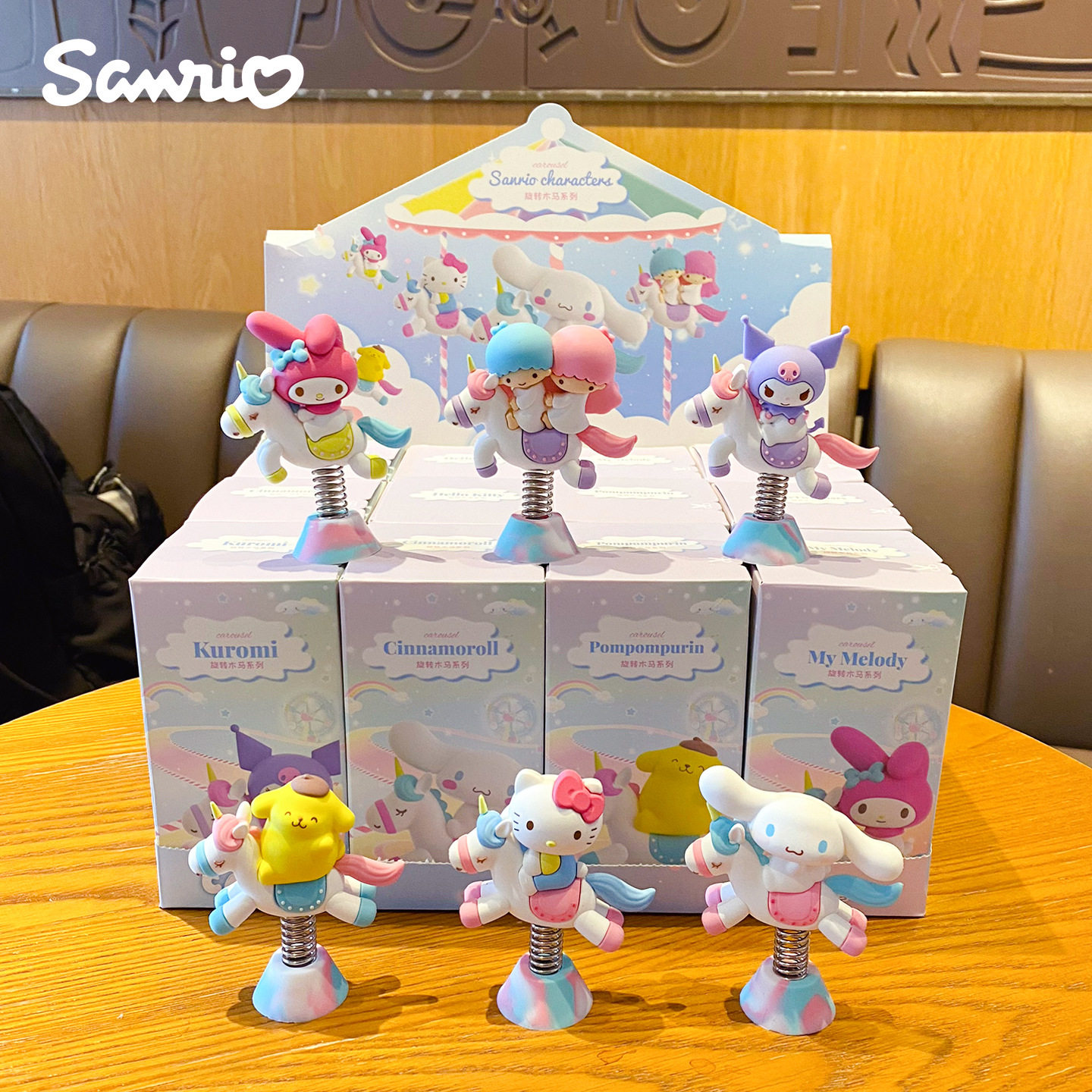正版三丽鸥旋转木马摇摇乐系列摆件美乐蒂玉桂狗潮玩手办车载摆件,模玩/动漫/周边/娃圈三坑/桌游,手办模型场景道具娃屋,淘宝优惠券,粉丝福利购,淘宝优惠卷