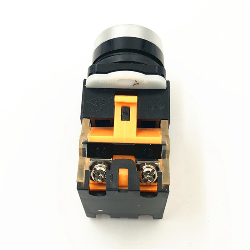 自复/自锁按扭开关LA38 M22开B孔 LA插拔型 AC660V 10A