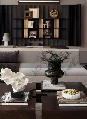 现代样板间客厅书房背景墙电视柜洞石摆件陶瓷花器摆件