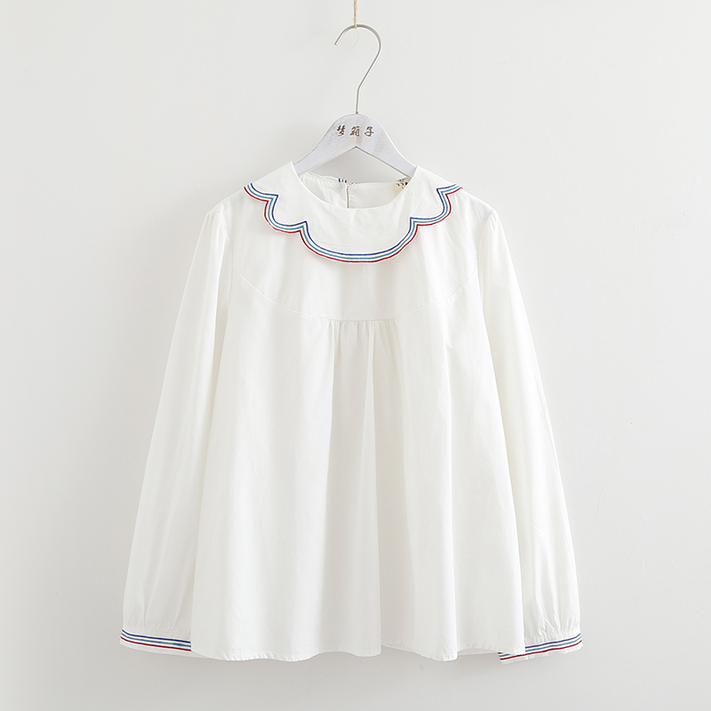 梦箱子2023春新款彩线刺绣花瓣领棉布衬衣女泡泡袖宽松套头白衬衫