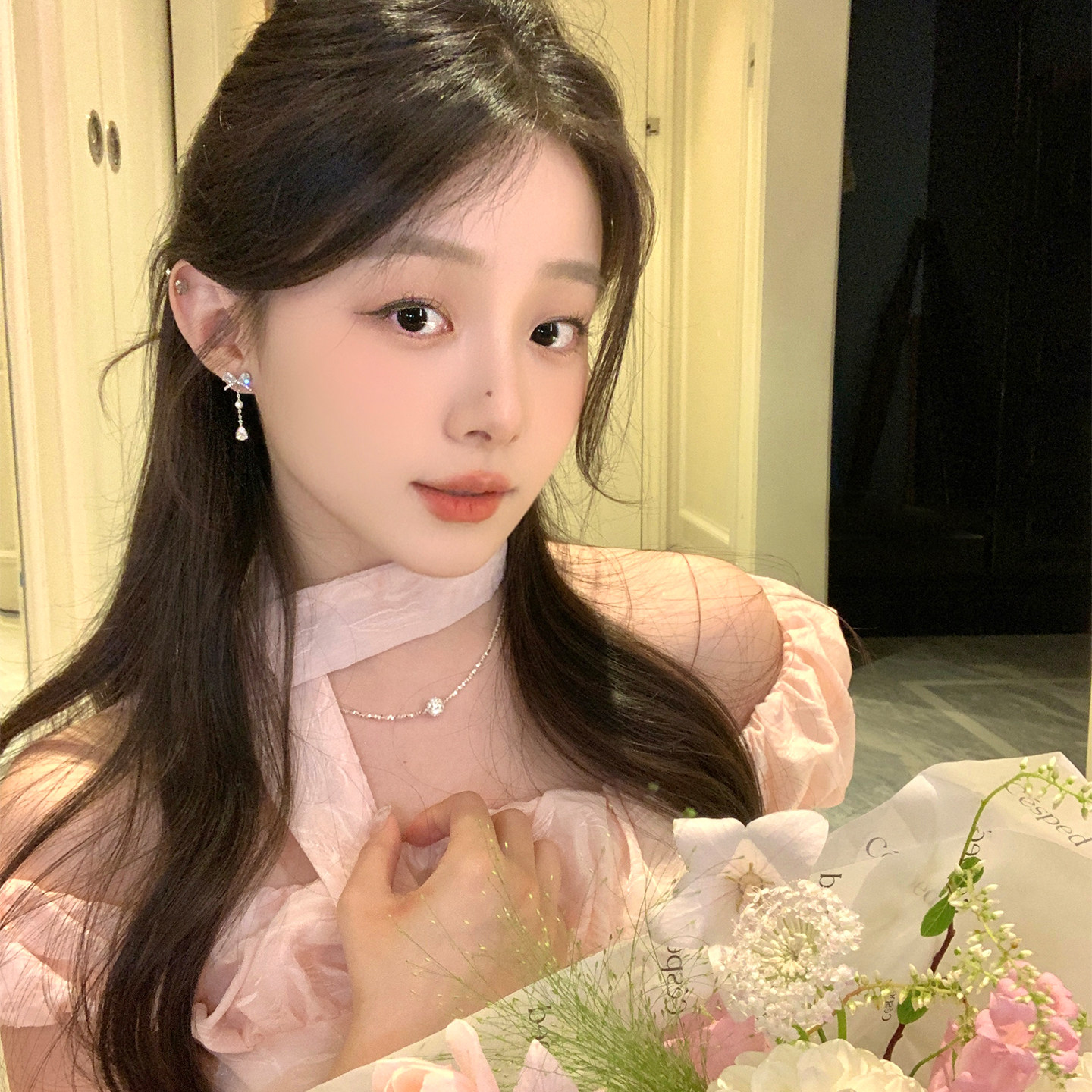 韩系闪锆蝴蝶结水滴吊坠耳环女轻奢高级感耳钉独特绝美巨好看耳饰