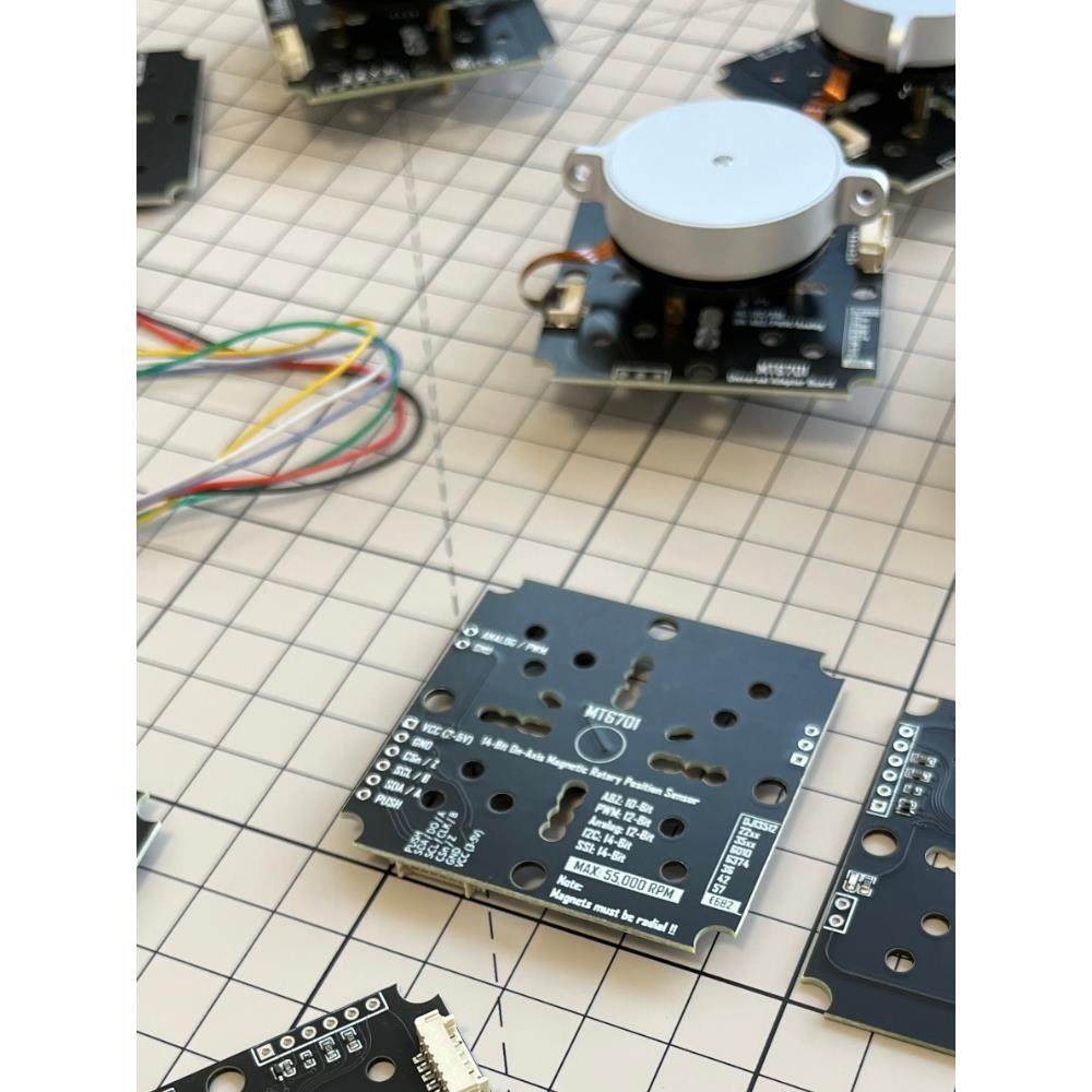 MT6701磁编码器 闭环无刷云台电机 simplefoc 14位 i2c spi abz