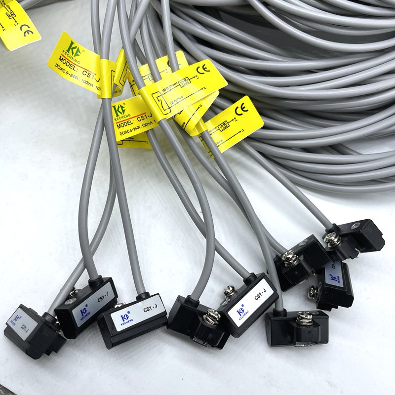 亚德客磁性开关CS1-F-U-G-J-S-A -M-020-S10/S12/S16/S20/S25/S32