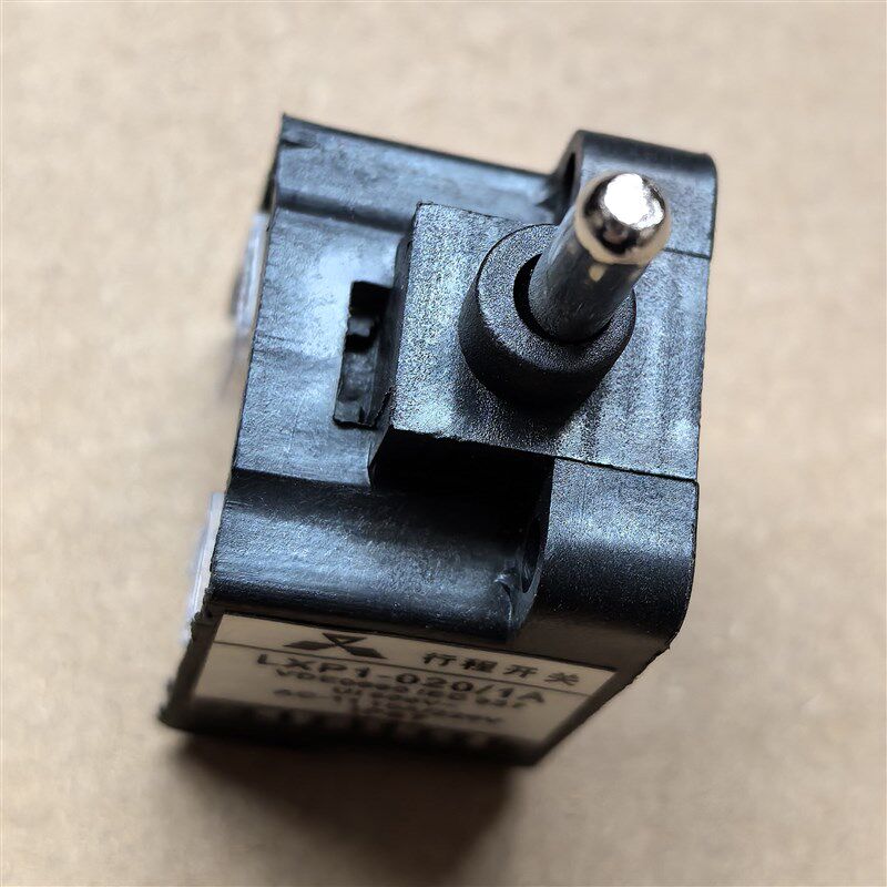速发电梯底坑缓冲器开关LXP1-020行程微动开关SE-020-1A配件图片
